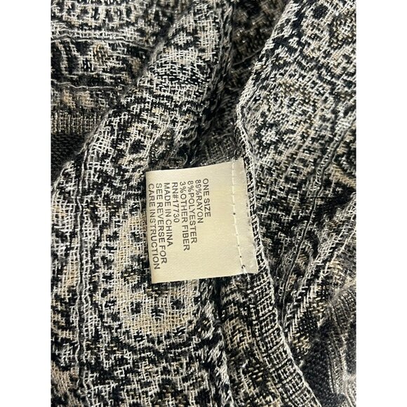 Women's Paisley Patterned Black Gray Rectangle Reversible Scarf Fringe 78 in - Picture 4 of 5